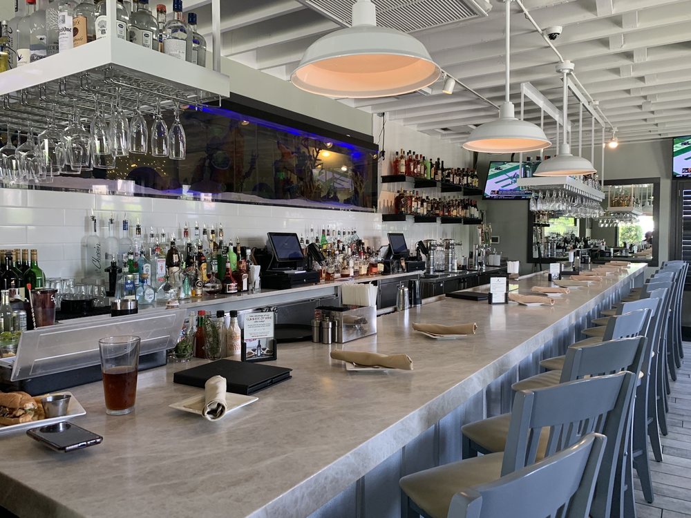 Best Happy Hours in Naples, FL: Two Fillets