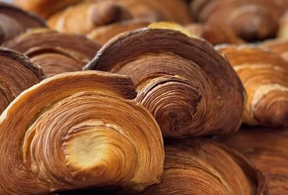A Cafe with the Best Pastries in Naples FL: Why Wolfmoon at Kaleidoscope Takes the Cake