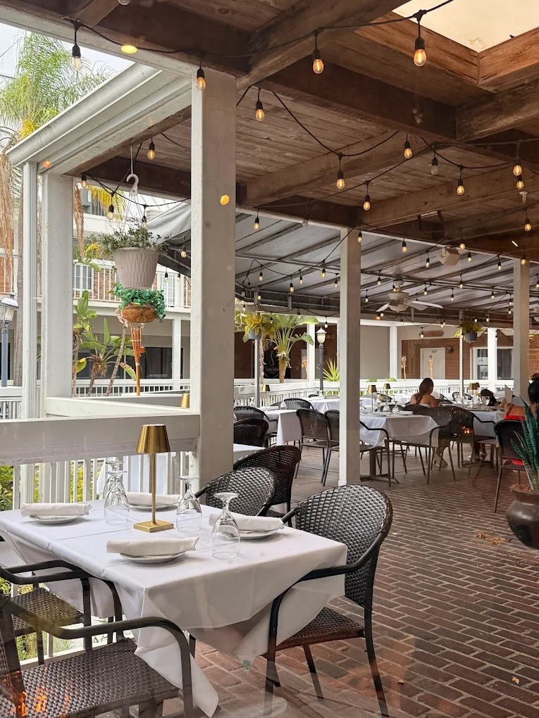 I Went Looking for the Best Burgers in Naples — and Ended Up Finding Peru