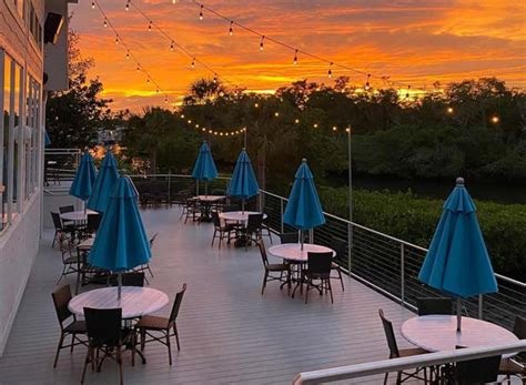 Where to Eat This Week: 7 Summer Lunch Deals + The Bay House's Riverfront Menu + Poll